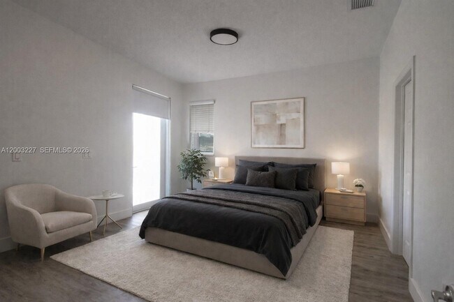 Building Photo - 10770 NW 74th St