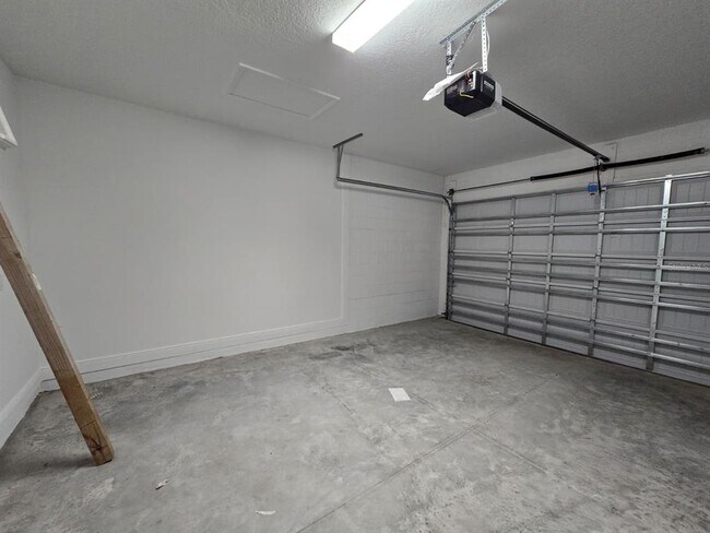 Building Photo - 2303 Juniper Berry Dr
