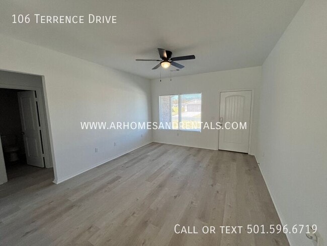 Building Photo - 106 Terrence Dr