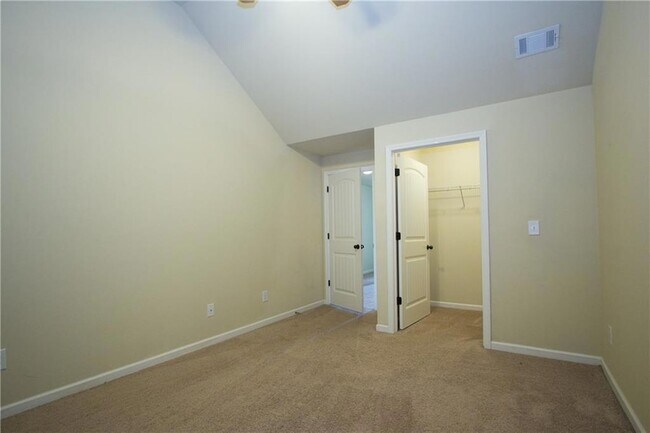 Building Photo - 793 Kaitlyn Dr