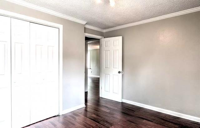 Building Photo - 2 bedroom in Seattle WA 98133
