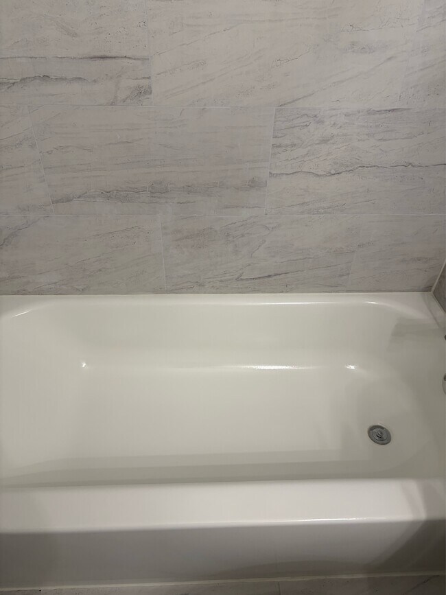 Building Photo - 516 Susan Dr