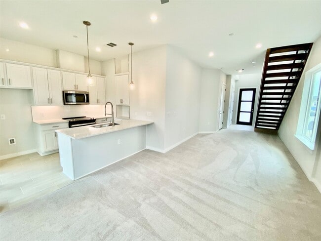 Building Photo - 12001 Vista Parke Dr