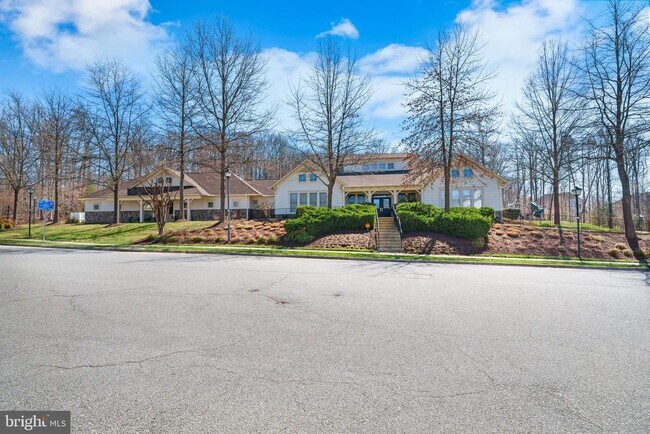 Building Photo - 16729 Shackleford Way