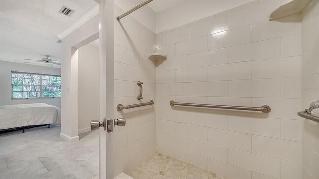 Building Photo - 6467 Carrington Cir