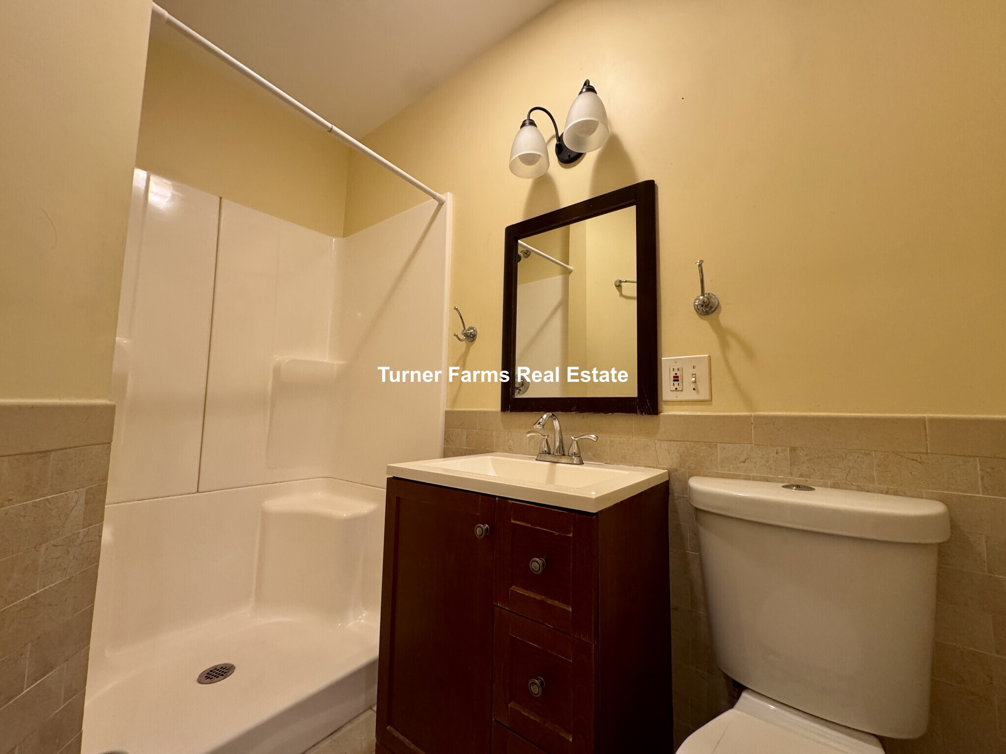 Building Photo - 156 Magazine St