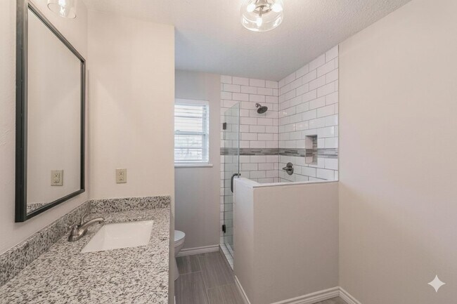 Building Photo - 6248 Trail Lake Dr