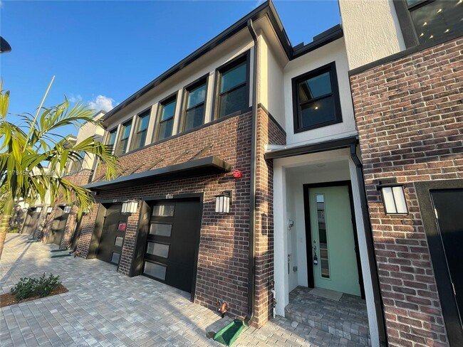 Building Photo - 8366 NW 7th Ct