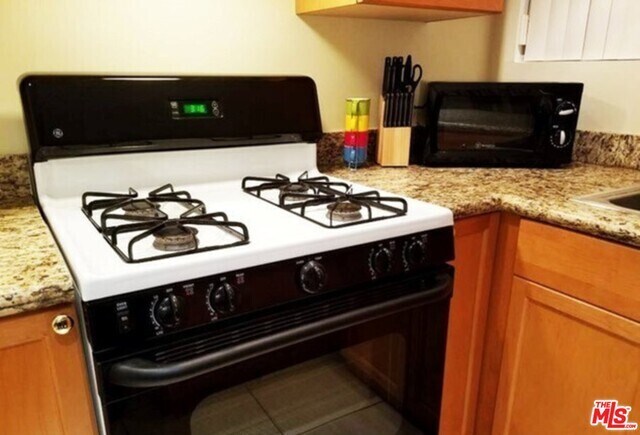 Building Photo - 10366 Eastborne Ave