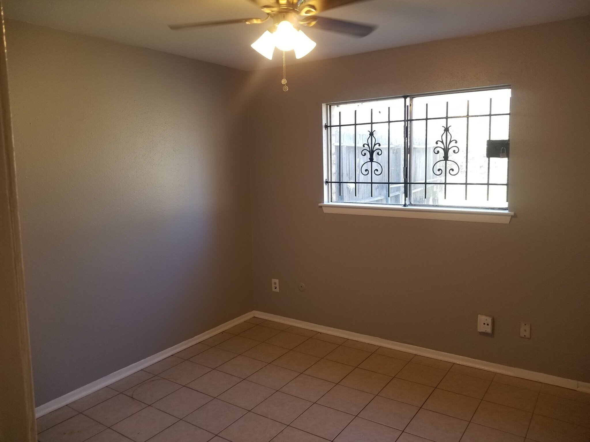 Building Photo - 5152 Markwood Ln