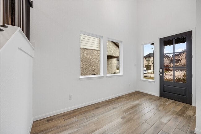 Building Photo - 7223 Blue Gentiana Ln