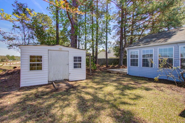 Building Photo - 156 Pecan Grove Ave