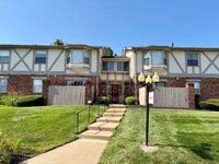 Building Photo - 1445 Willow Brook Cove Ct