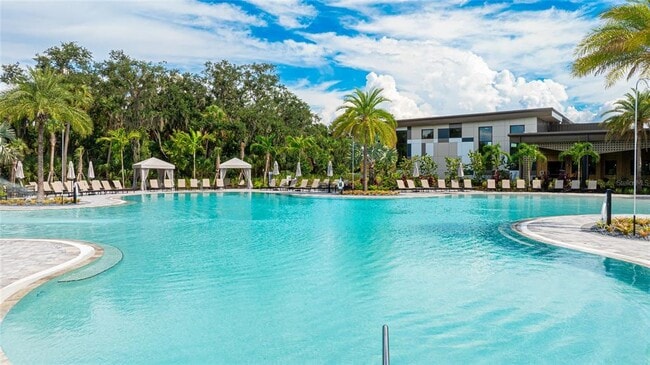 Building Photo - 8440 Skye Rnch Blvd