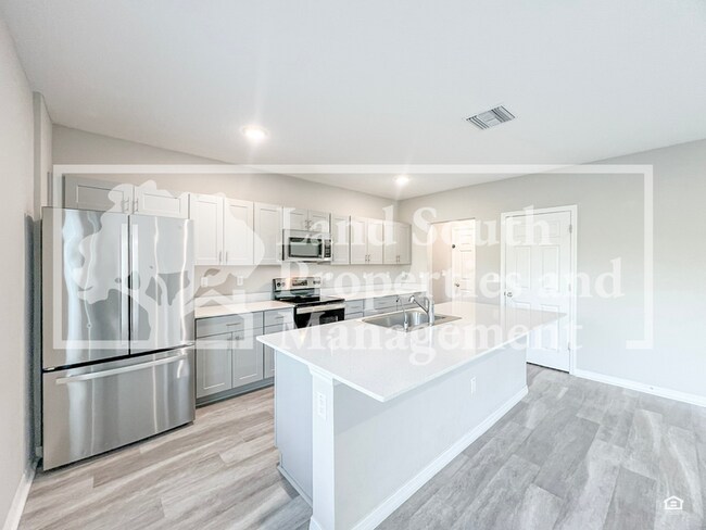 Building Photo - 5484 Siltstone St