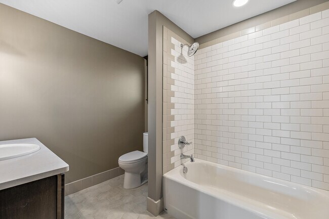 Building Photo - 4014 Porter St