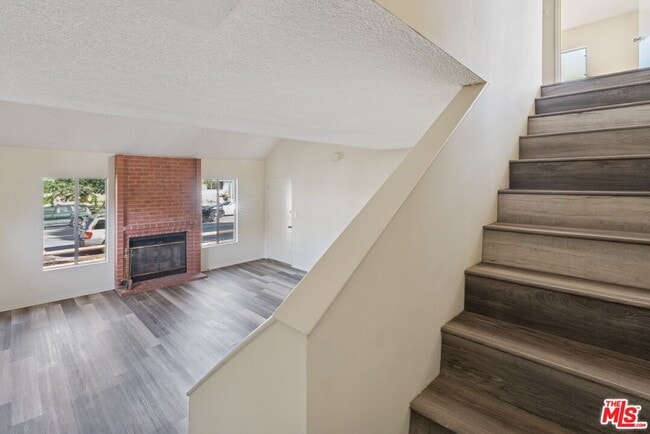 Building Photo - 4109 Beethoven St