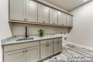 Building Photo - 108 Palomino Springs