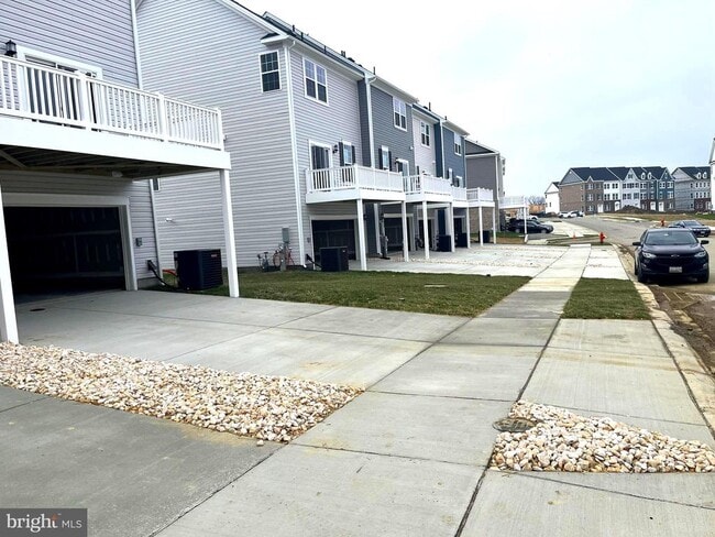 Building Photo - 7618 Johnnycake Rd