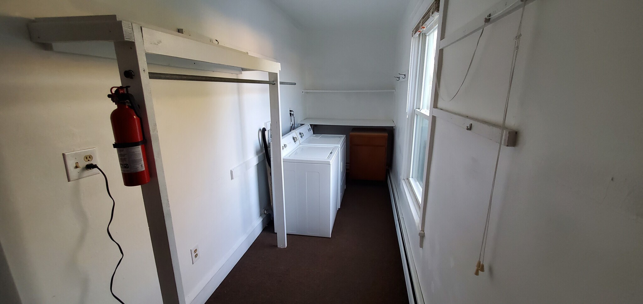 Laundry room - 368 Winola Ave