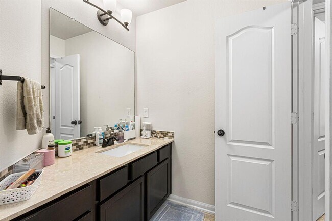 Building Photo - 16714 Radiant Lilac Trail