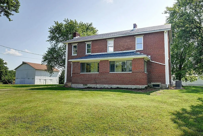 Building Photo - 9556 Kenrick Rd