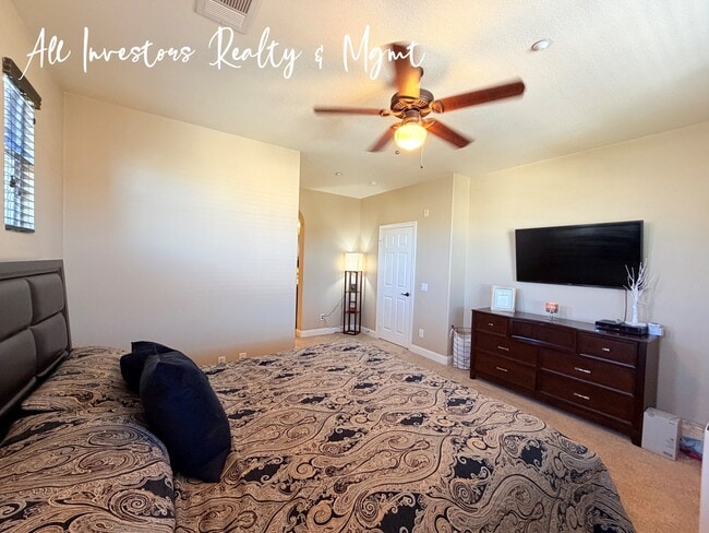 Building Photo - 44972 Bellflower Ln