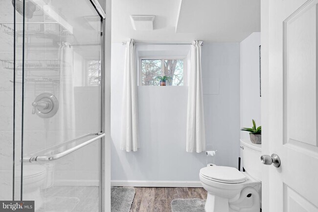 Building Photo - 7109 Layton Dr