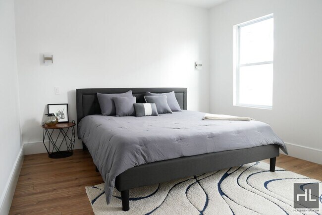 Building Photo - 36-20-36-29 29th St