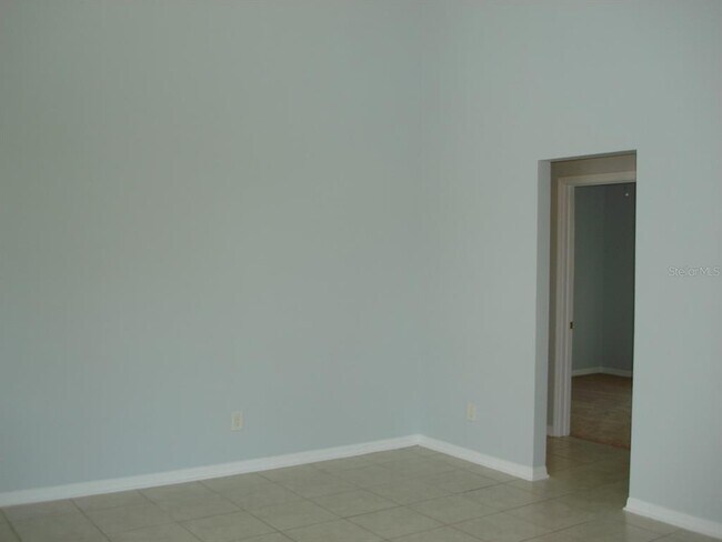 Building Photo - 9630 Baton Rouge Ln