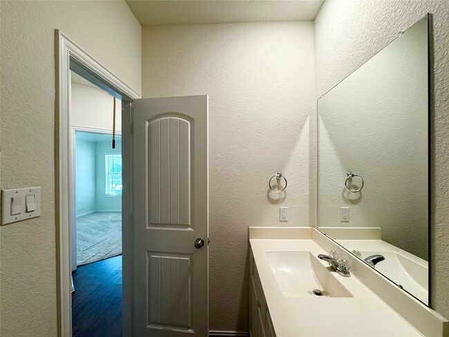 Building Photo - 9026 Beacon Mill Dr