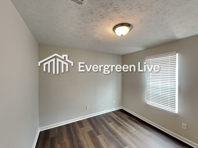 Building Photo - 5052 Galbraith Cir