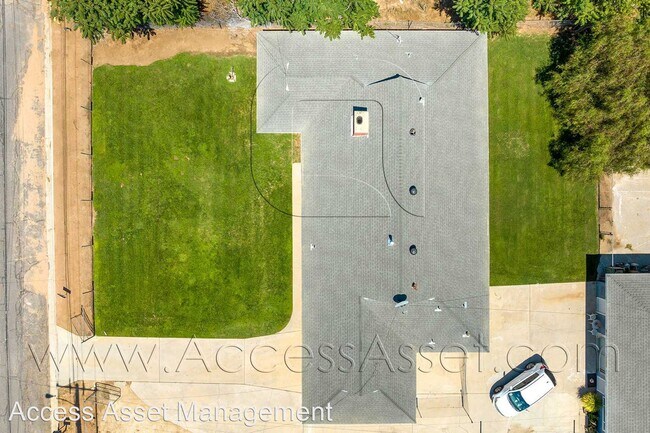 Building Photo - 4 br, 2 bath House - 4108 Agate St