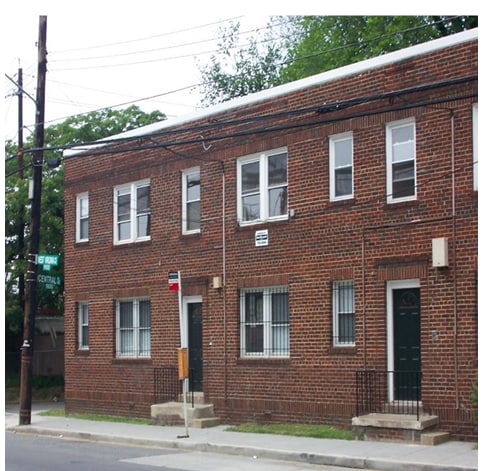Building Photo - 1904 W Virginia Ave NE