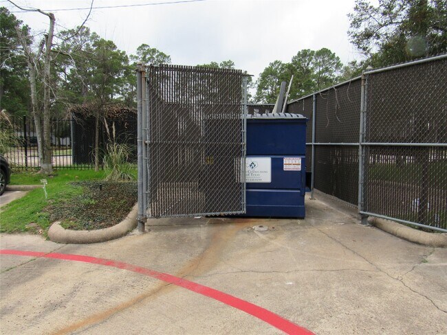 Building Photo - 14351 Torrey Chase Blvd