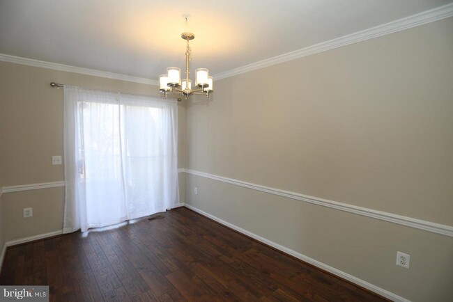 Building Photo - 214 Kirbys Landing Ct