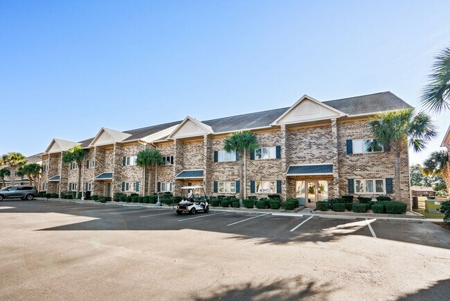 Building Photo - All Inclusive Seasonal Rental Available Oc...