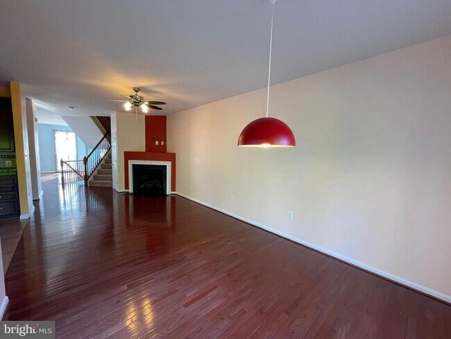 Building Photo - 43297 Stonegarden Terrace