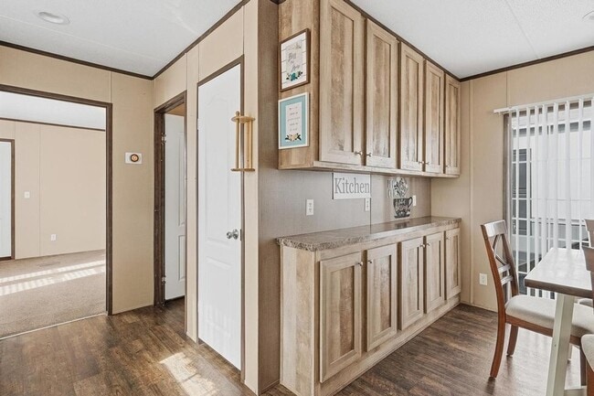 Building Photo - 438 Benjamin Ln