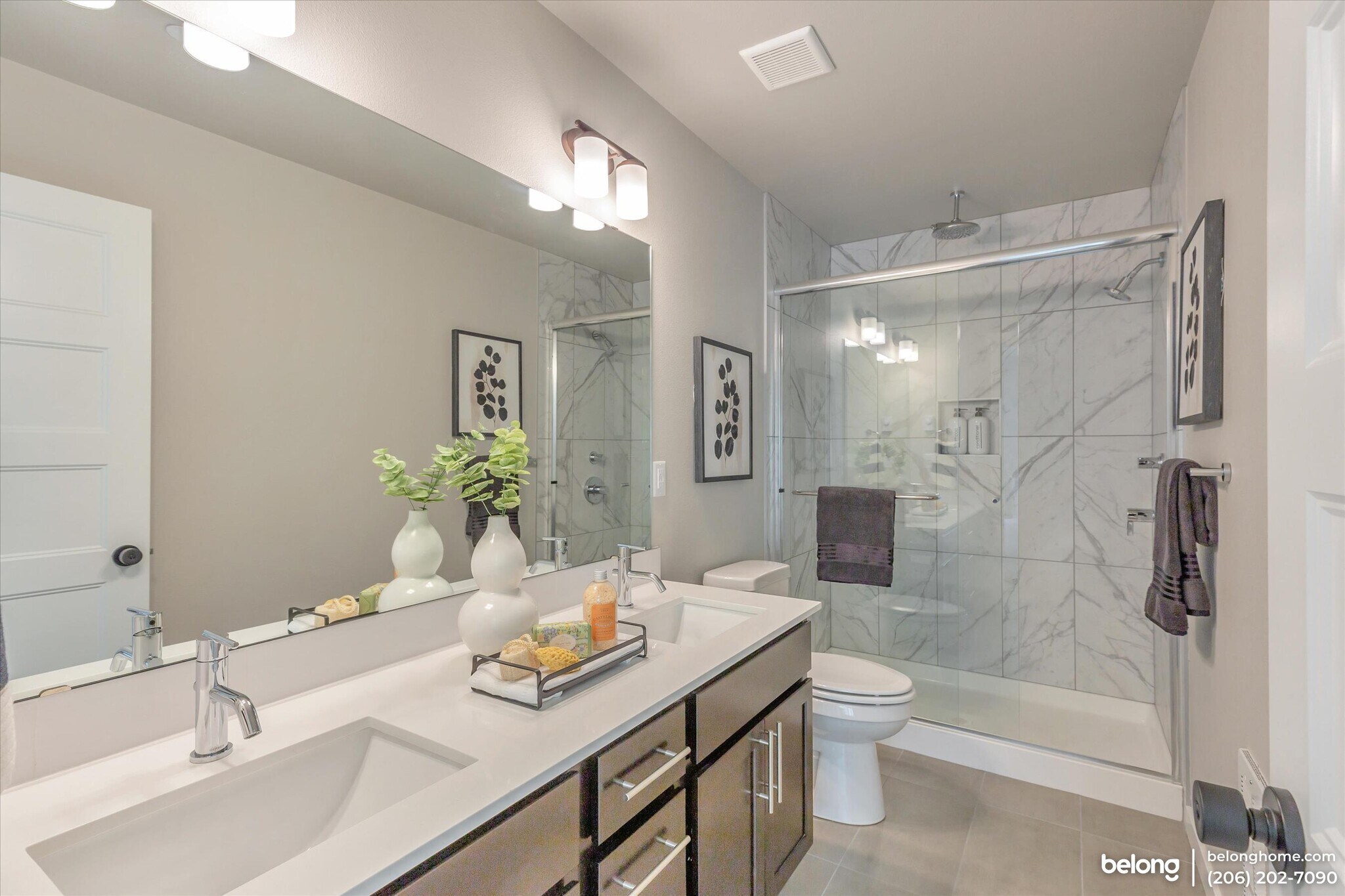Building Photo - 13717 Admiralty Way