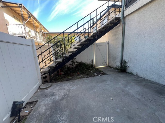 Building Photo - 171 E Ralston Ave