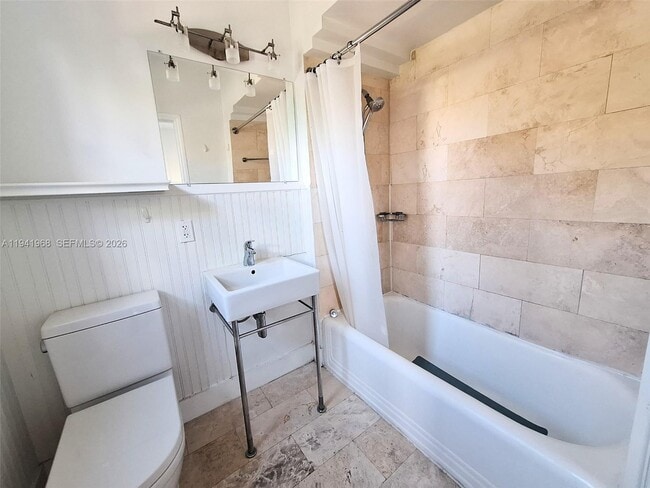 Building Photo - 4035 Meridian Ave