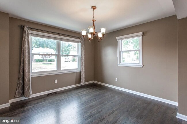 Building Photo - 9106 Santa Rita Rd