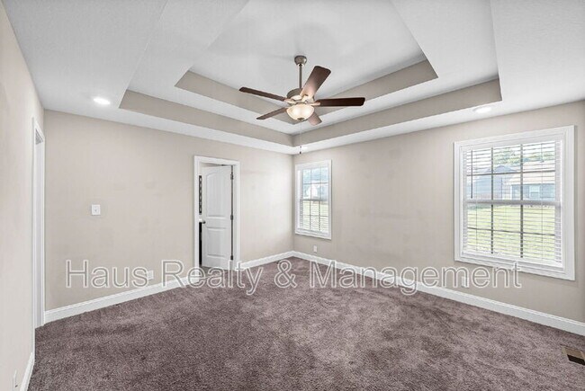 Building Photo - 314 Lugano Ln