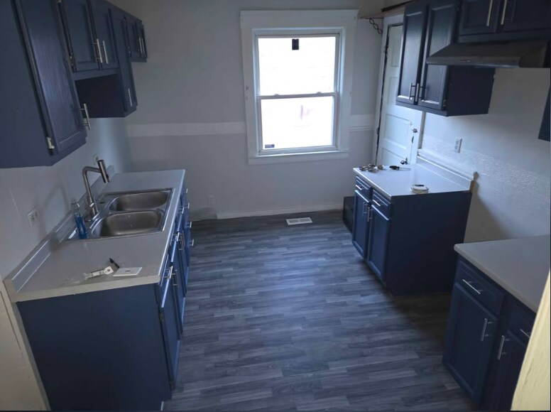 Building Photo - 3271 W 88th St