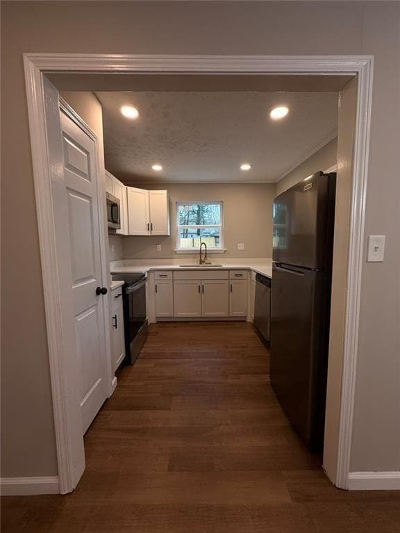 Building Photo - 1055 Pinecrest Dr