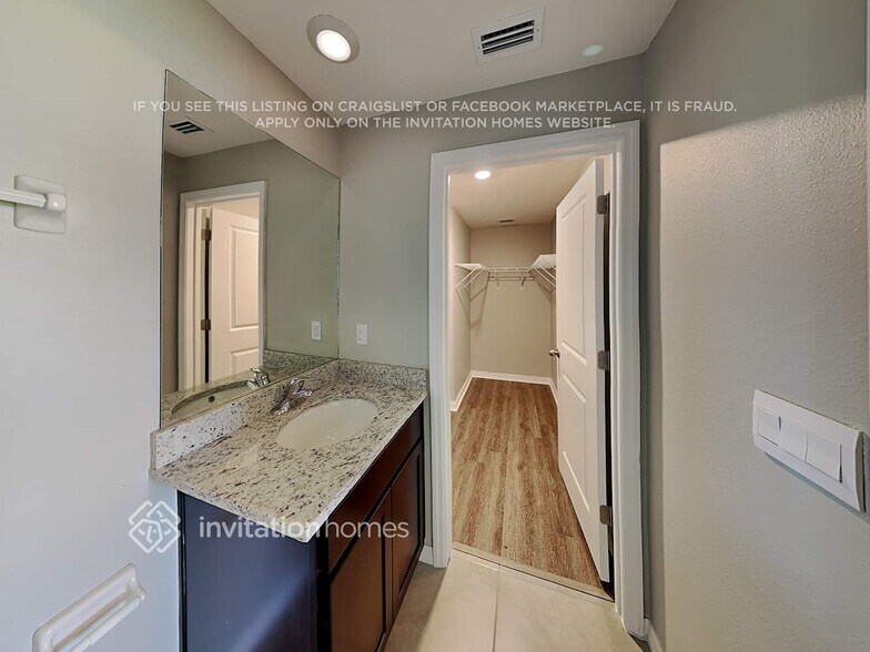 Building Photo - 4133 Silver Strand Trl