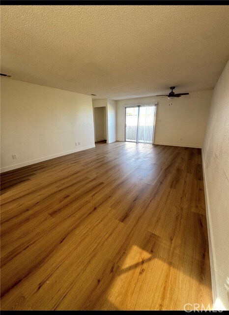 Building Photo - 25981 Cherrywood Dr