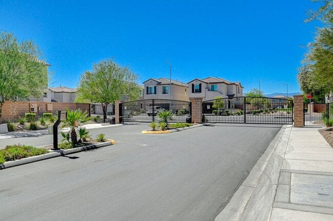 Building Photo - MODERN 2 Story, 3 Bedroom Home near Aliante!