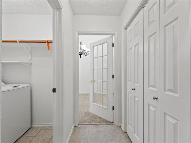 Building Photo - 2613 Maywood Ct